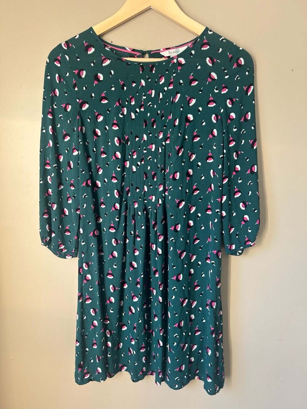 Boden Aurelia Tunic Blouse in Green Floral